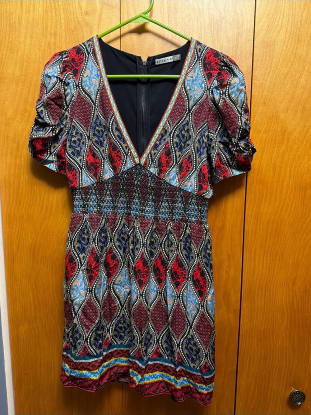 Alice + Olivia Red Multicolor V-Neck Patterned Mini Dress